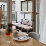 Six Dreams Spot Daire