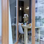 Six Dreams Spot Daire