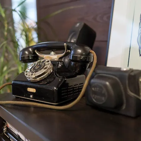 Daire Six Dreams Spot *